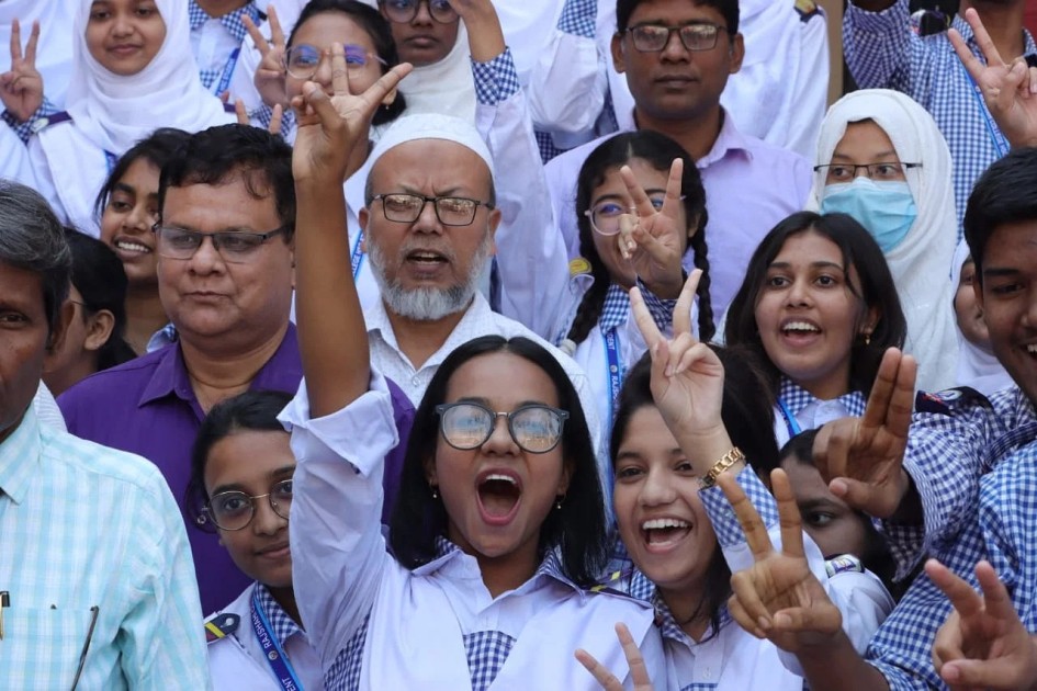 এইচএসসি ও সমমানের ফলাফল প্রকাশ, পাসের হার ৭৮.৬৪