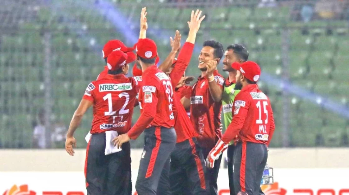 রংপুরকে হারিয়ে ফাইনালে বরিশাল