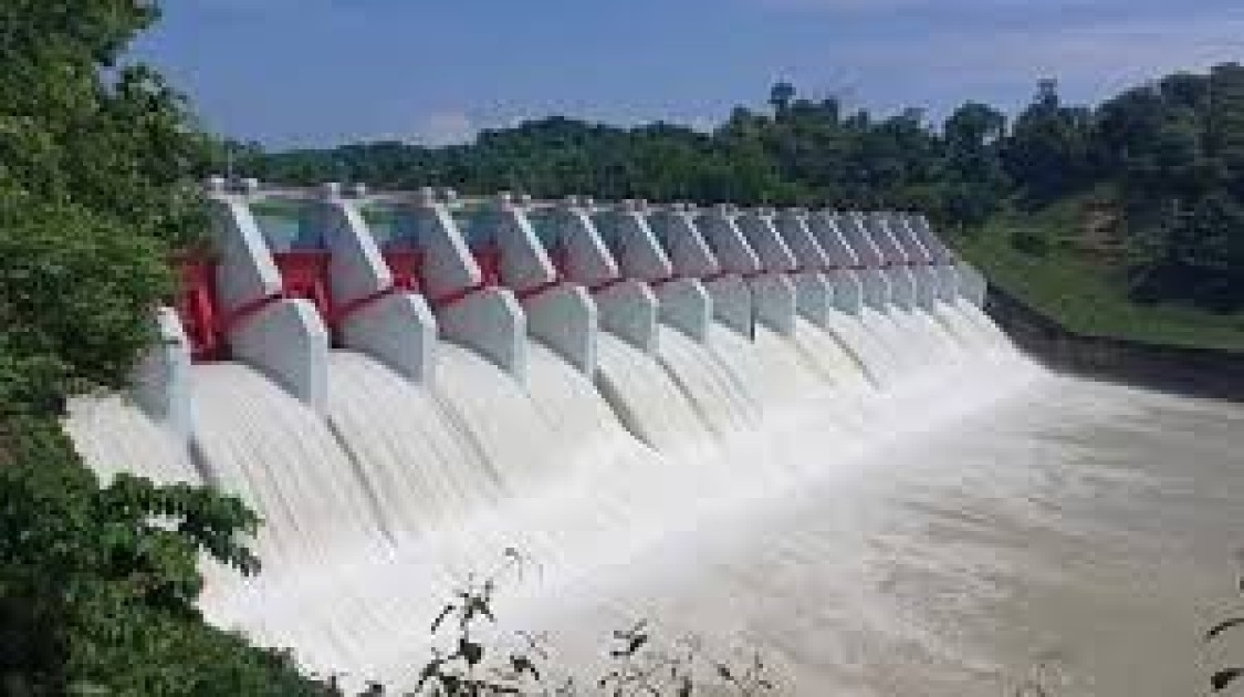 খুলে দেওয়া হলো কাপ্তাই বাঁধের ১৬টি জলকপাট,আতঙ্কিত না হওয়ার পরামর্শ